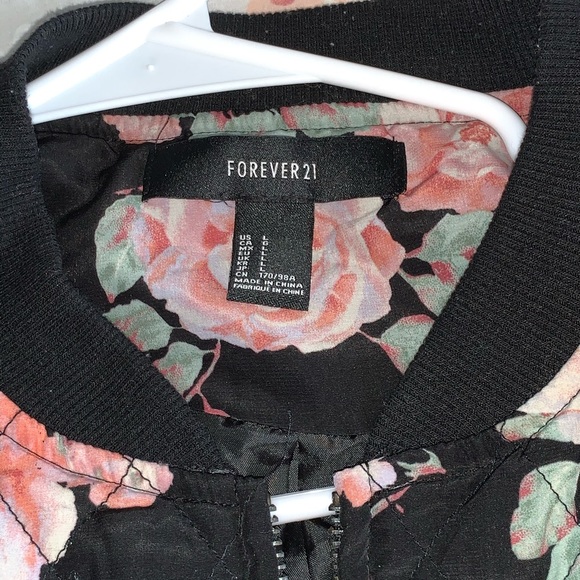 Forever 21 Floral Print Jacket - Picture 3 of 4